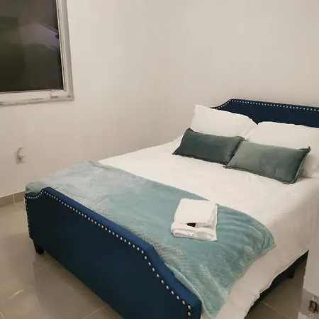 Habitacion Con Bano Compartido